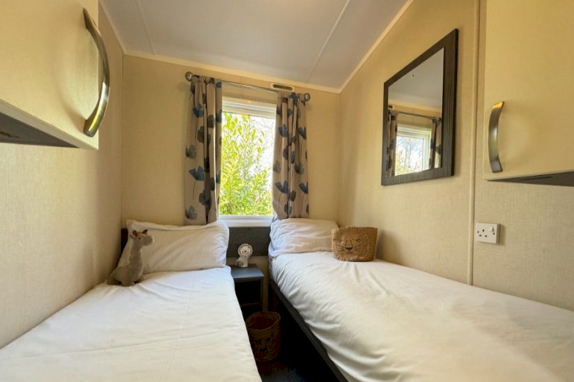 Three Bed Regal Kingston (39x13) 2016 Three Bed Regal Kingston (39x13) 2016