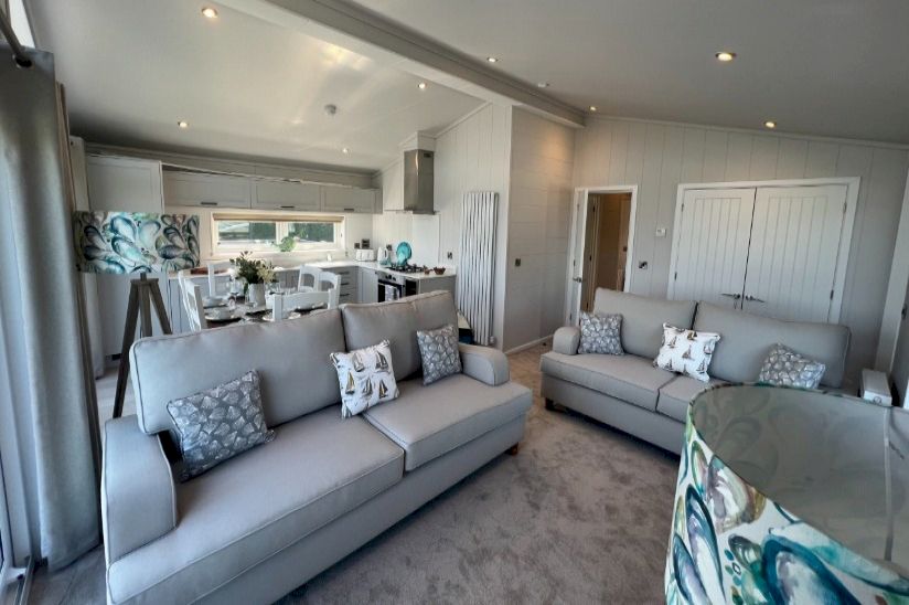 Three Bed Oyster catcher (20x34) Three Bed Oyster catcher (20x34)