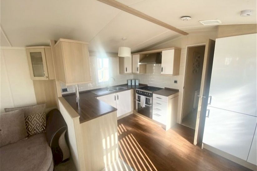 Three Bed Swift Moselle (38x12) 2011 Three Bed Swift Moselle (38x12) 2011