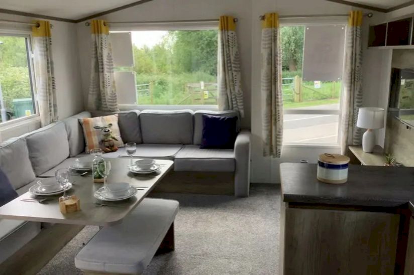 Three Bed Atlas Moonstone (36x12) 2019 Three Bed Atlas Moonstone (36x12) 2019
