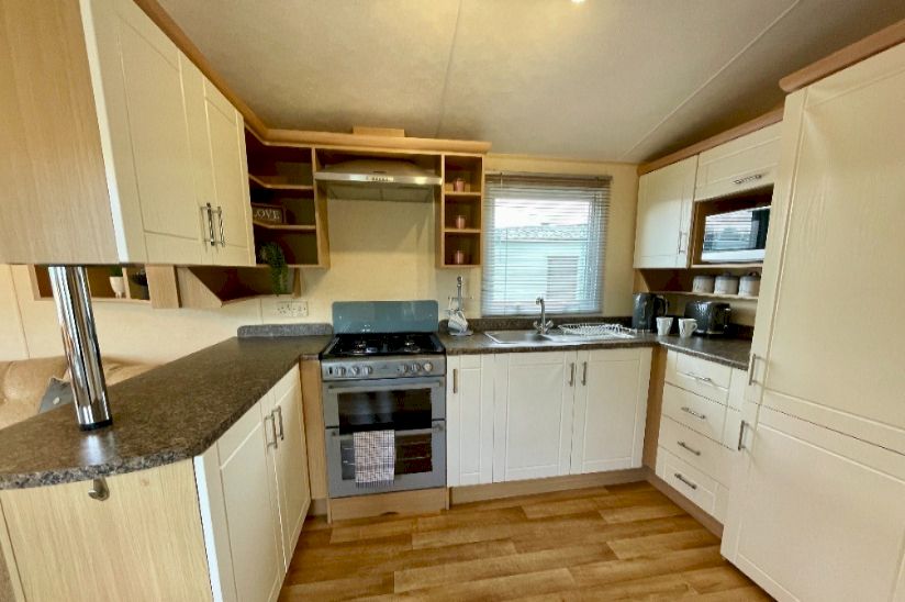 Two Bed Willerby Granada 2009 ( 35 x 12 ) Two Bed Willerby Granada 2009 ( 35 x 12 )