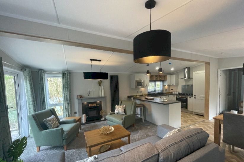 Two Bed Sunseeker Sensation 2024 (40x16) Two Bed Sunseeker Sensation 2024 (40x16)