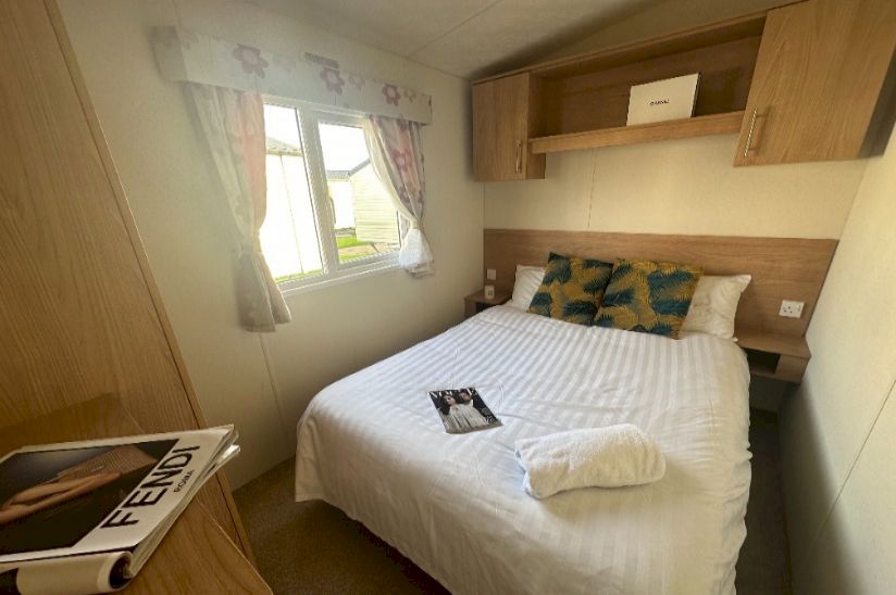 Three Bed Delta Paris Three Bed Delta Paris
