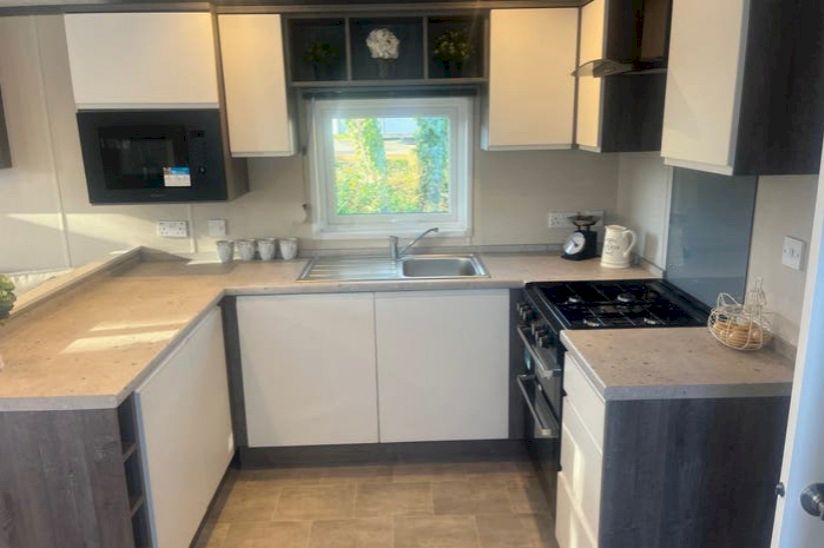 Three Bed Pemberton Avon (35x12) 2023 Three Bed Pemberton Avon (35x12) 2023