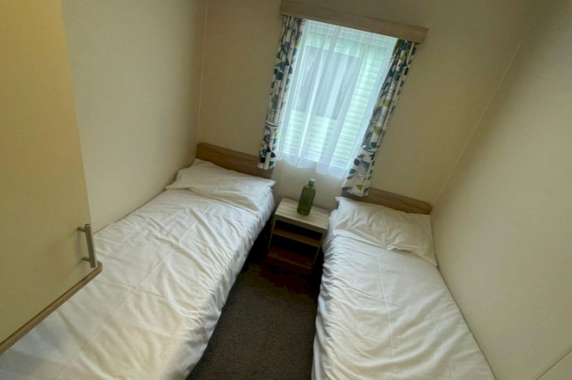 Two Bed BK Bluebird Caprice (35x12) 2016 Two Bed BK Bluebird Caprice (35x12) 2016