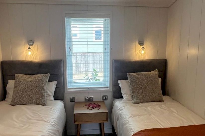 Three bed Retreat Coastal (22x45) 2025 Three bed Retreat Coastal (22x45) 2025