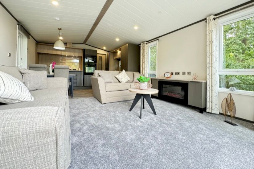 Two Bed Victory Lakewood (42x14) 2023 Two Bed Victory Lakewood (42x14) 2023