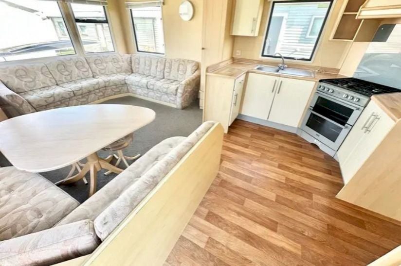 Three Bed Pre-Owned Willerby Savoy (35x12) 2009 Three Bed Pre-Owned Willerby Savoy (35x12) 2009