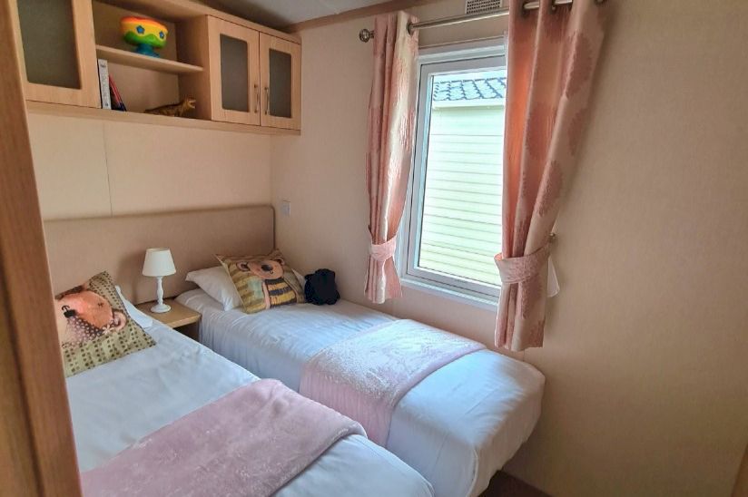 Two Bed Pemberton Abingdon (37x12) 2012 Two Bed Pemberton Abingdon (37x12) 2012