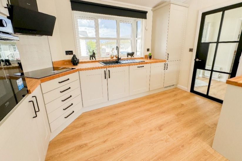 Two Bed Stately Albion Woburn (45x20) Two Bed Stately Albion Woburn (45x20)