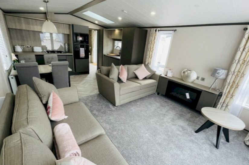 Two Bed Victory Lakewood Lodge (42x14) 2022 Two Bed Victory Lakewood Lodge (42x14) 2022