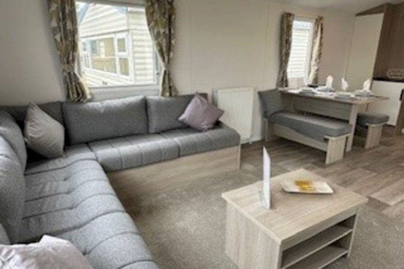 Two Bed Atlas Fanfare (35x12) 2024 Two Bed Atlas Fanfare (35x12) 2024