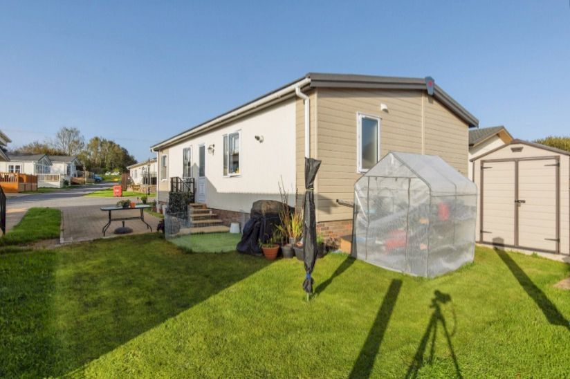 Two Bed Preowned Pemberton Lyndale (40x20) Two Bed Preowned Pemberton Lyndale (40x20)