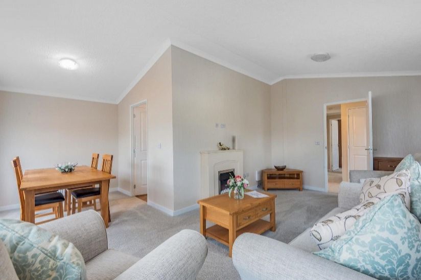 Two Bed Omar Middleton (40x20) 2022 Two Bed Omar Middleton (40x20) 2022