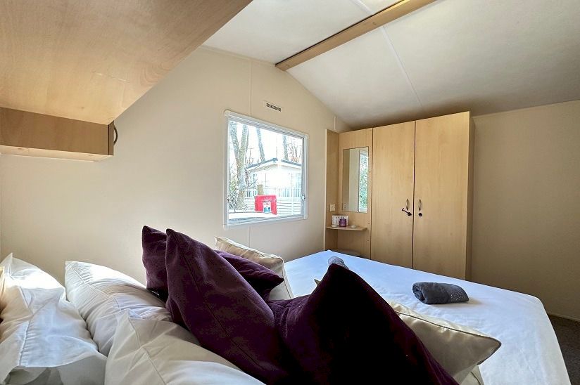 Two Bed Willerby Magnum (28x10) 2010 Two Bed Willerby Magnum (28x10) 2010
