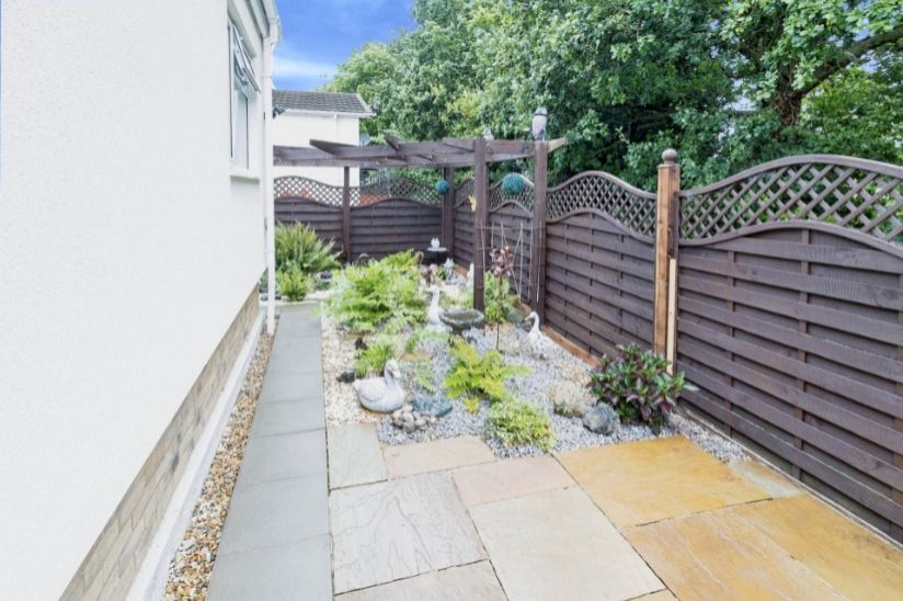 Two Bed Preowned Park Home (40x20) Two Bed Preowned Park Home (40x20)