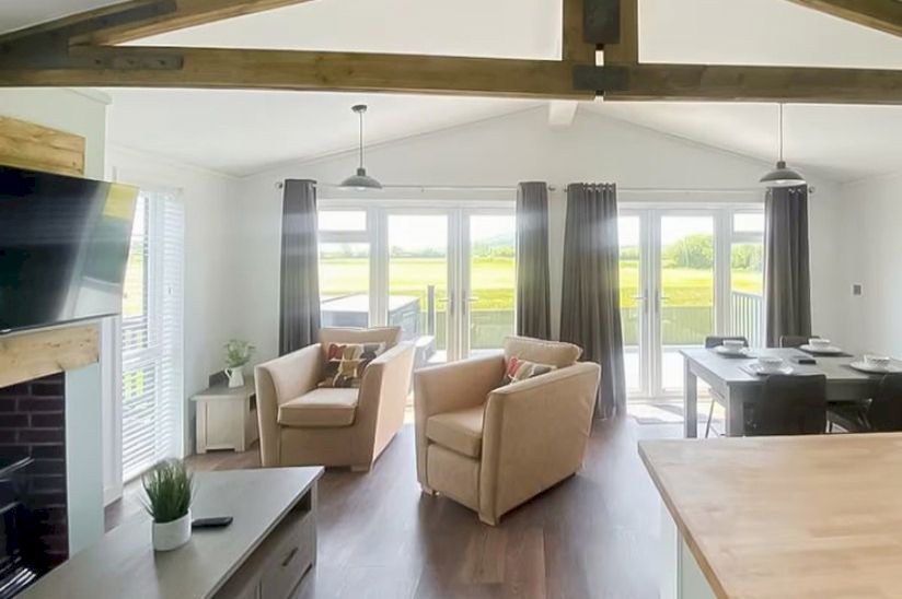 Two Bed Pathfinder Retreat (40x20) Two Bed Pathfinder Retreat (40x20)
