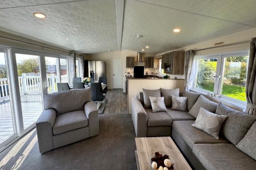 NEW Two Bed Delta Superior Lodge (41x14) 2023 NEW Two Bed Delta Superior Lodge (41x14) 2023