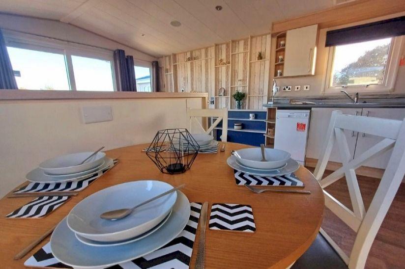 Two Bed ABI Seaspray (40x14) 2016 Two Bed ABI Seaspray (40x14) 2016