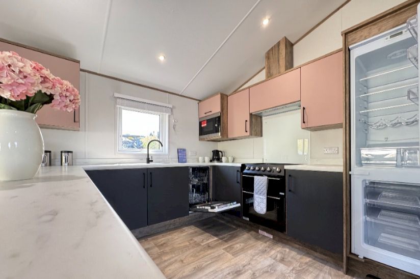 Two Bed Willerby Horsham Lodge (40x20) 2024 Two Bed Willerby Horsham Lodge (40x20) 2024