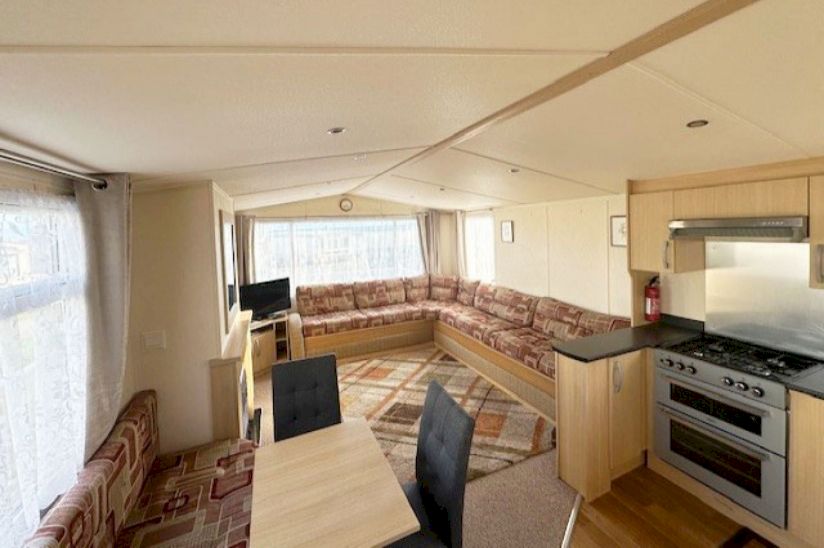 Two Bed Swift Burgundy Two Bed Swift Burgundy