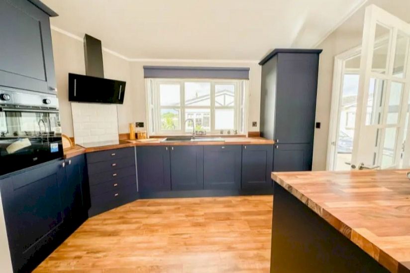 Two Bed Stately Albion Woburn (45x20) Two Bed Stately Albion Woburn (45x20)