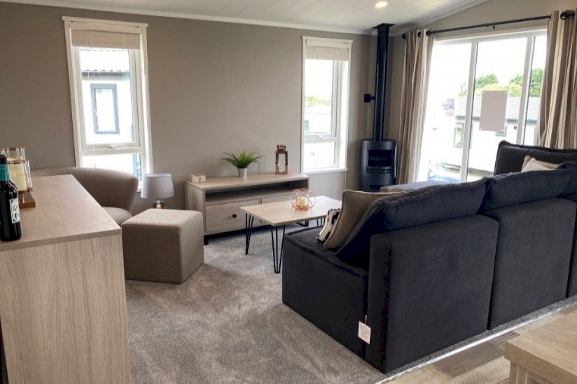 Two Bed Victory Faraday (40x20) 2023 Two Bed Victory Faraday (40x20) 2023