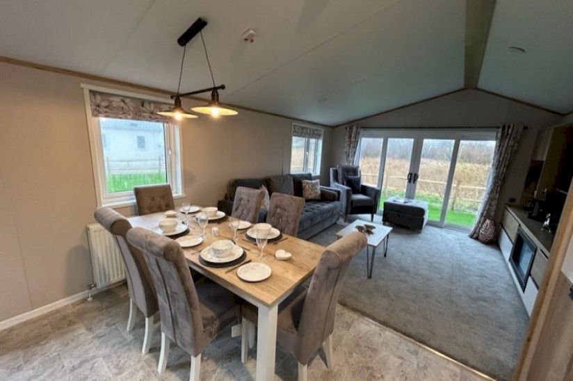 Two Bed Atlas Ovation (43x13) 2023 Two Bed Atlas Ovation (43x13) 2023
