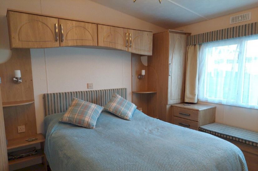 Two Bed Cosalt Sandhurst (38x12) Two Bed Cosalt Sandhurst (38x12)