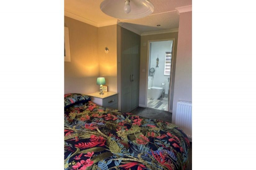 Two Bed Omar Colorado (42x20) Two Bed Omar Colorado (42x20)