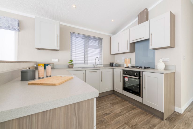 Two Bed Omar Southwold Two Bed Omar Southwold