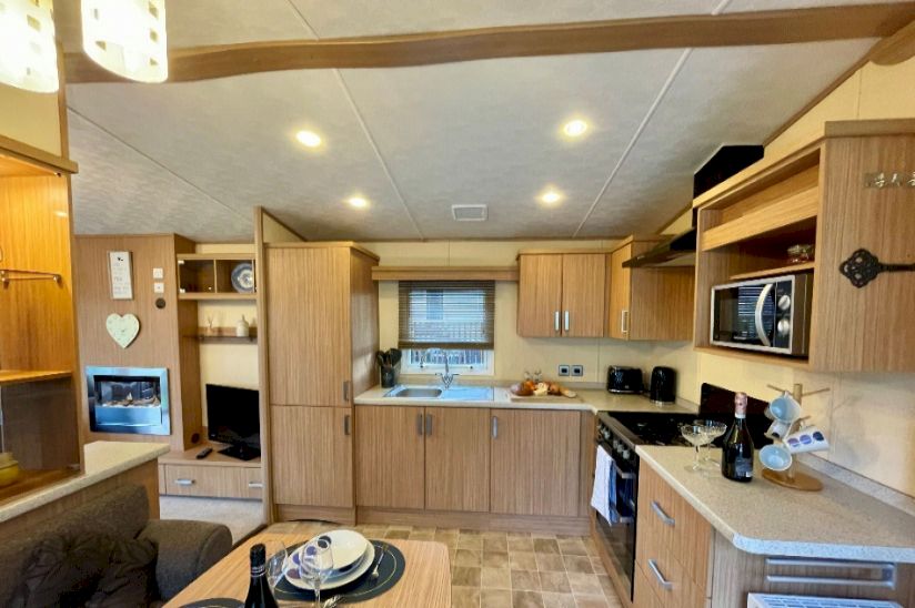 Three Bed ABI Windermere 2010 (38 x 12) Three Bed ABI Windermere 2010 (38 x 12)