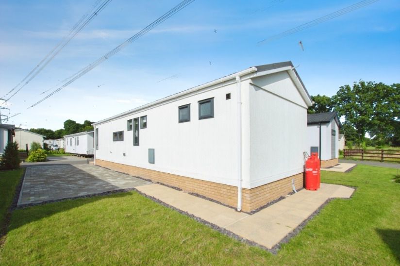 Two Bed Preowned Park Home (40x14) Two Bed Preowned Park Home (40x14)