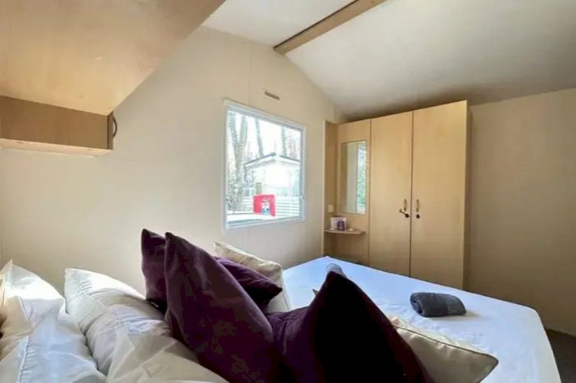 Two Bed Pre-Owned Willerby Magnum (28x10) 2010 Two Bed Pre-Owned Willerby Magnum (28x10) 2010