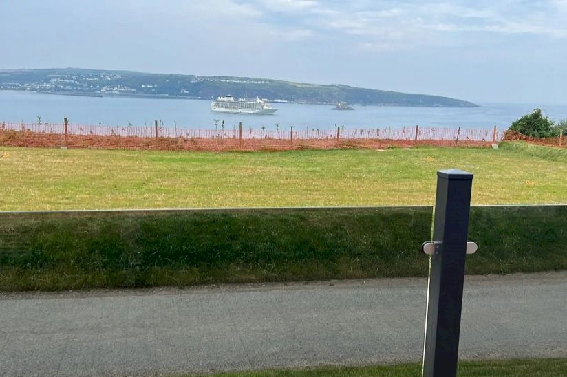 Three Bed Ocean View Three Bed Ocean View