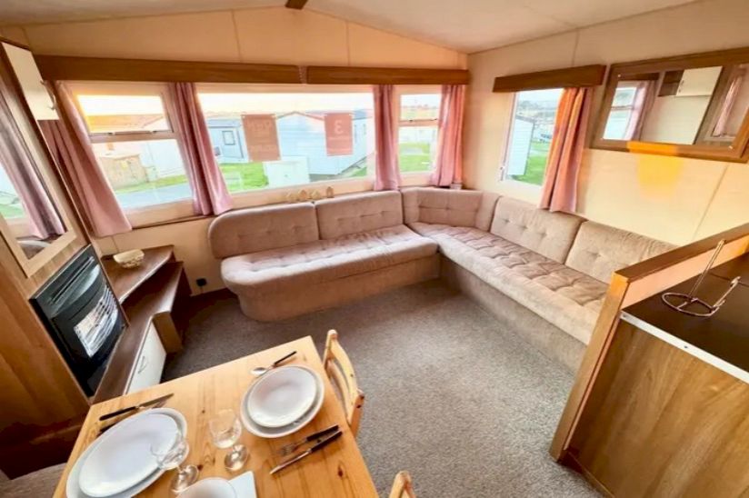 Three Bed Pre-Owned ABI Coghurst (33x12) 2012 Three Bed Pre-Owned ABI Coghurst (33x12) 2012