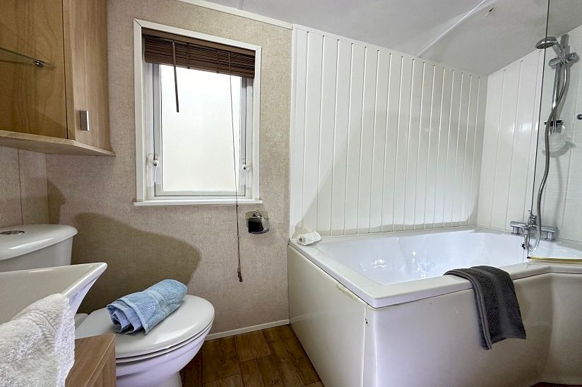 Two Bed Willerby Vogue (41x13) 2008 Two Bed Willerby Vogue (41x13) 2008