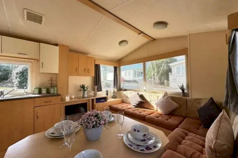 Two Bed Pre-Owned Willerby Magnum (28x10) 2010 Two Bed Pre-Owned Willerby Magnum (28x10) 2010