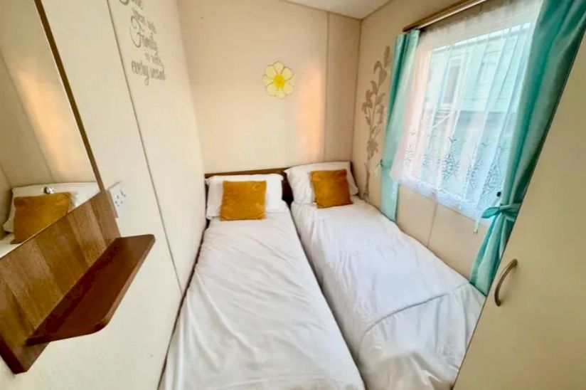 Three Bed Pre-Owned ABI Coghurst (33x12) 2012 Three Bed Pre-Owned ABI Coghurst (33x12) 2012