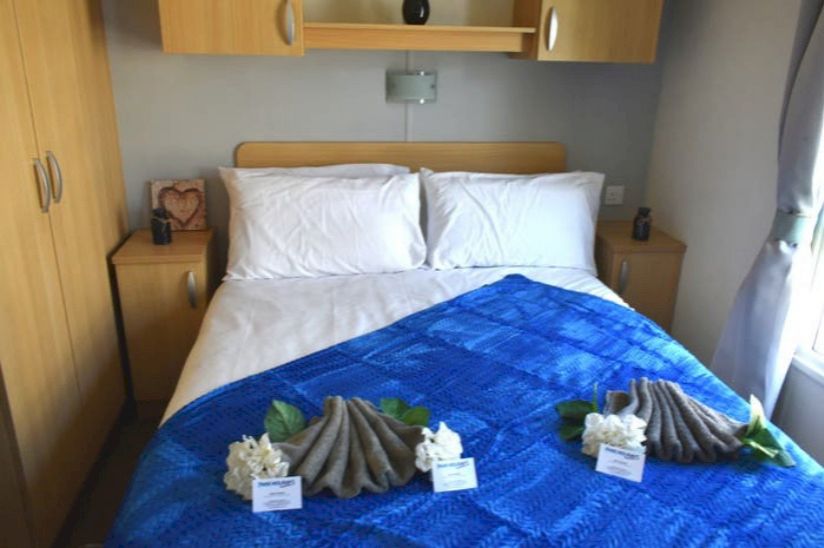 Three Bed Swift Family Retreat (38x12) 2012 Three Bed Swift Family Retreat (38x12) 2012