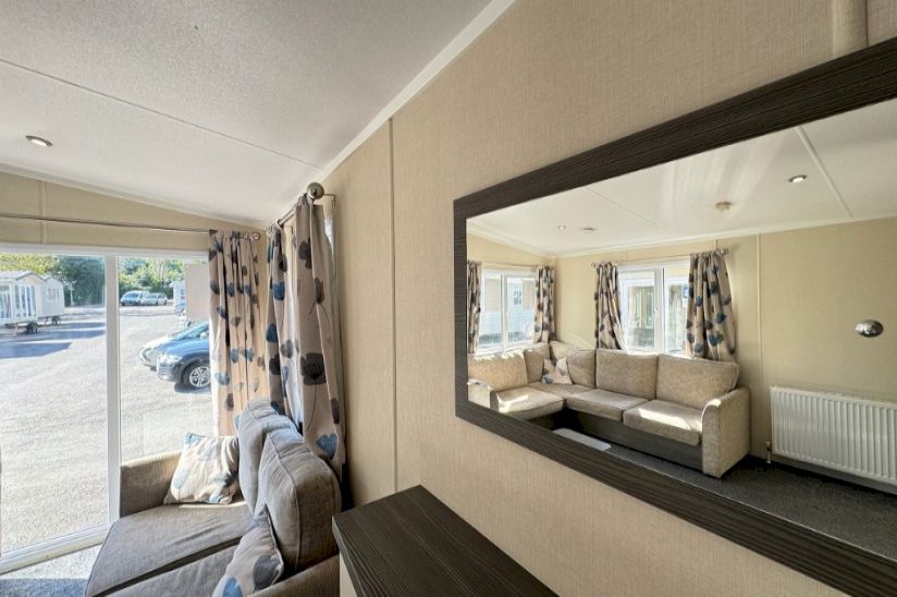 Three Bed Regal Kingston (39x13) 2016 Three Bed Regal Kingston (39x13) 2016