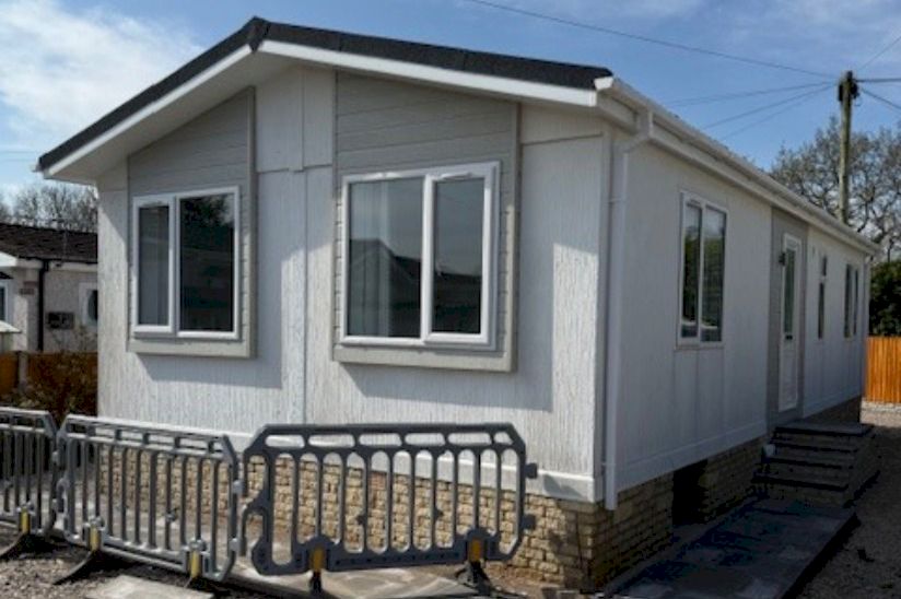 Two Bed Brand New Prestige Sonnet (40ft x 18ft) Two Bed Brand New Prestige Sonnet (40ft x 18ft)