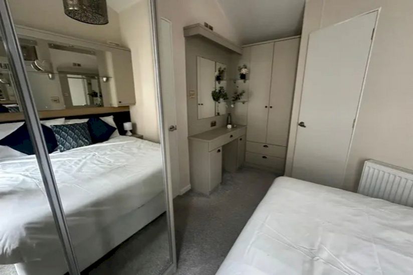 Two Bed Atlas Azalea (43x13) 2019 Two Bed Atlas Azalea (43x13) 2019