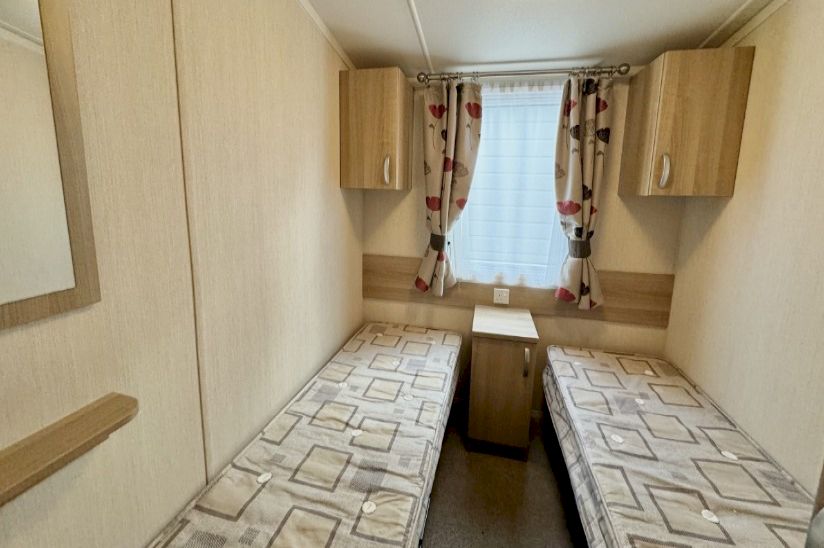 Three Bed Swift Bordeaux (38x12) Three Bed Swift Bordeaux (38x12)