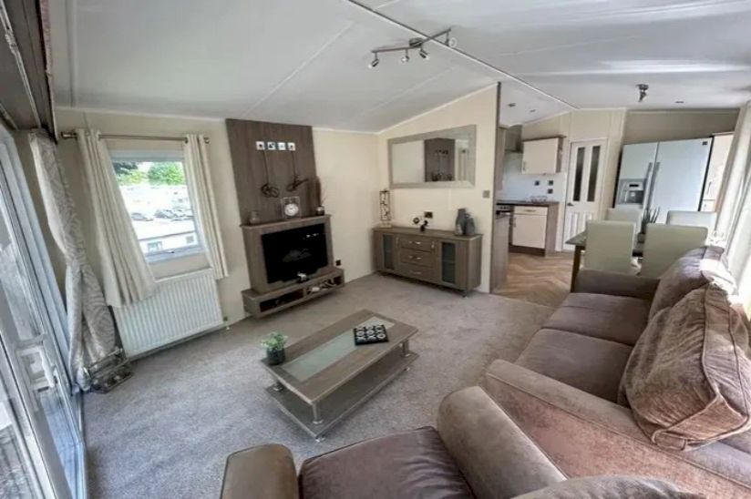 Two Bed Pre-Owned Delta Cambridge (40x13) 2019 Two Bed Pre-Owned Delta Cambridge (40x13) 2019