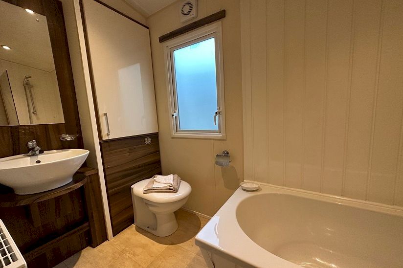 Two Bed Willerby Winchester (38x13) 2013 Two Bed Willerby Winchester (38x13) 2013