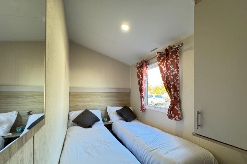 Four Bed Willerby Linwood (38x12) 2019 Four Bed Willerby Linwood (38x12) 2019