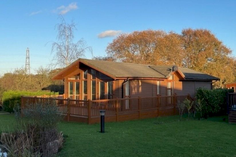 Two Bed Tingdene Warreners (45x20) Two Bed Tingdene Warreners (45x20)