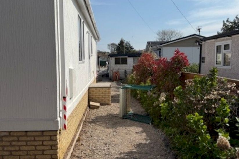 Two Bed Brand New Prestige Sonnet (40ft x 18ft) Two Bed Brand New Prestige Sonnet (40ft x 18ft)