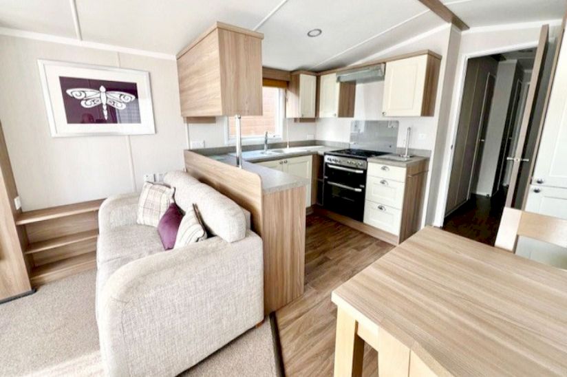 Three bed Swift Bordeaux Three bed Swift Bordeaux